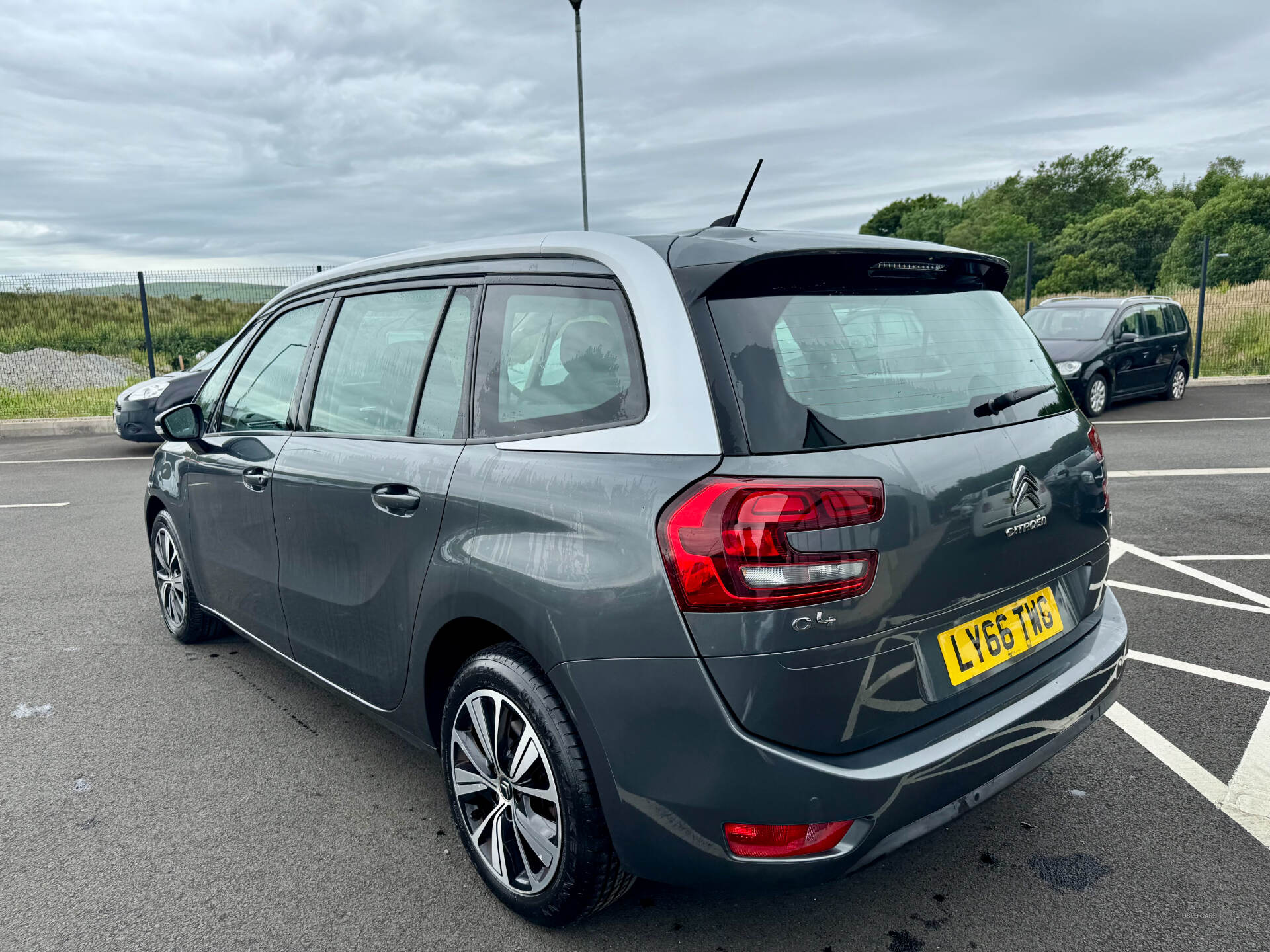 Feb 2017 Citroen C4 Grand Picasso 1.6 BlueHDi Feel 5dr
