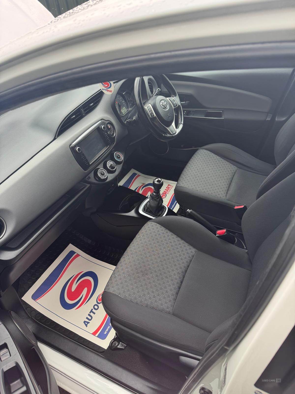 Oct 2015 Toyota Yaris 1.4 D-4D Icon 5dr