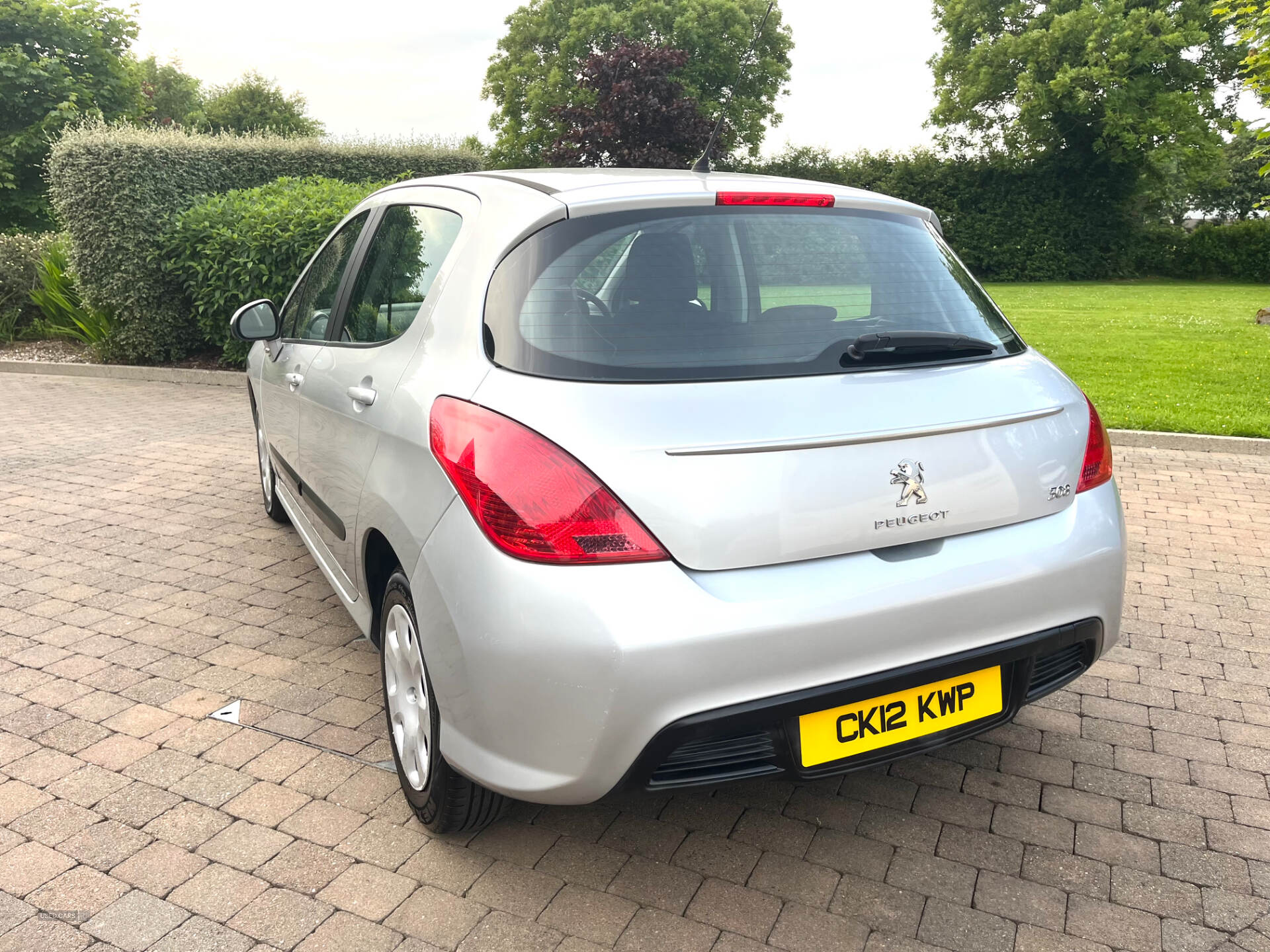 Apr 2012 Peugeot 308 1.6 HDi 92 Access 5dr