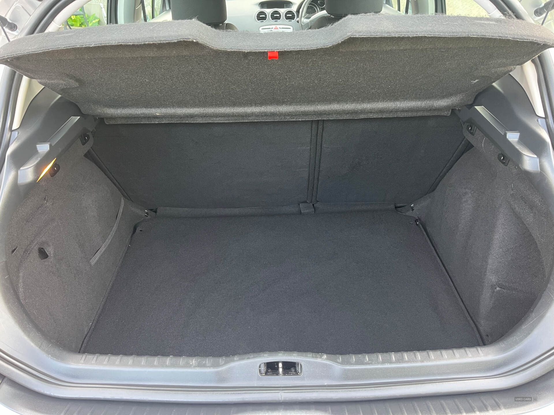Apr 2012 Peugeot 308 1.6 HDi 92 Access 5dr
