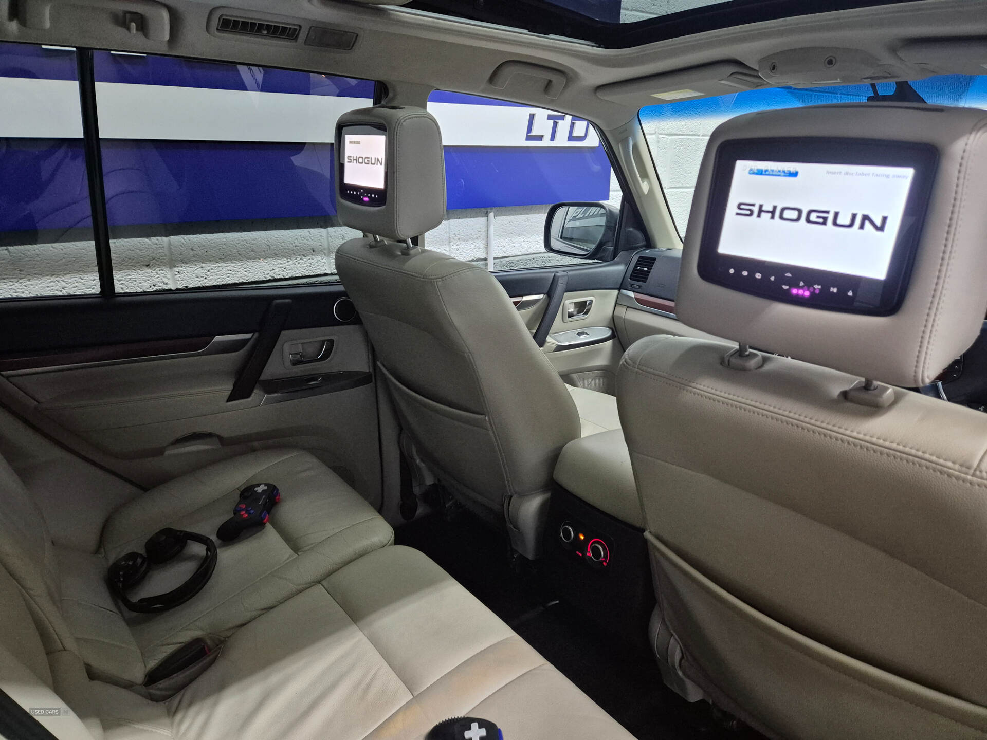 Feb 2014 Mitsubishi Shogun 3.2 DI-DC [197] SG4 5dr Auto