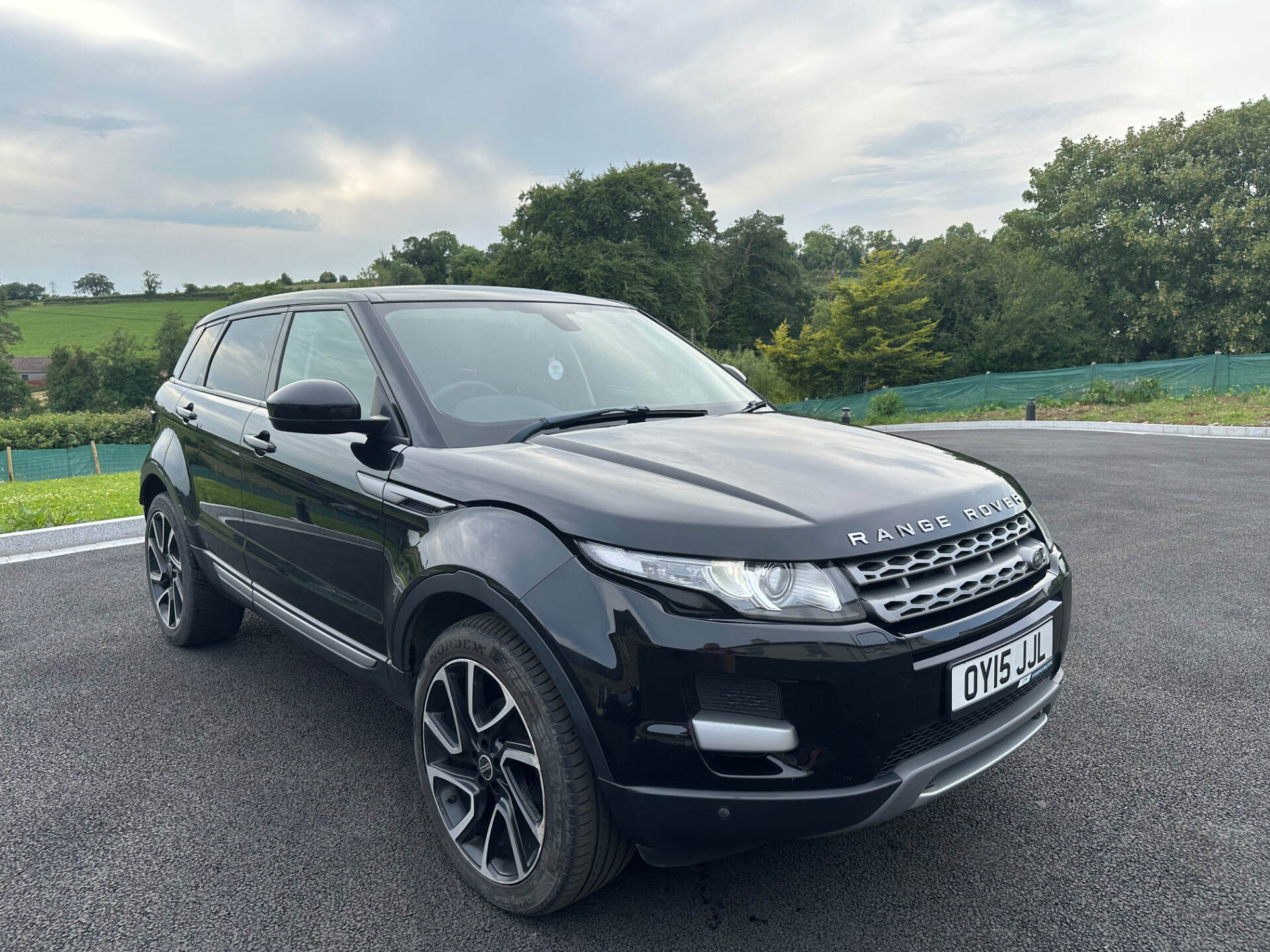 Mar 2015 Land Rover Range Rover Evoque 2.2 SD4 Pure 5dr [Tech Pack]