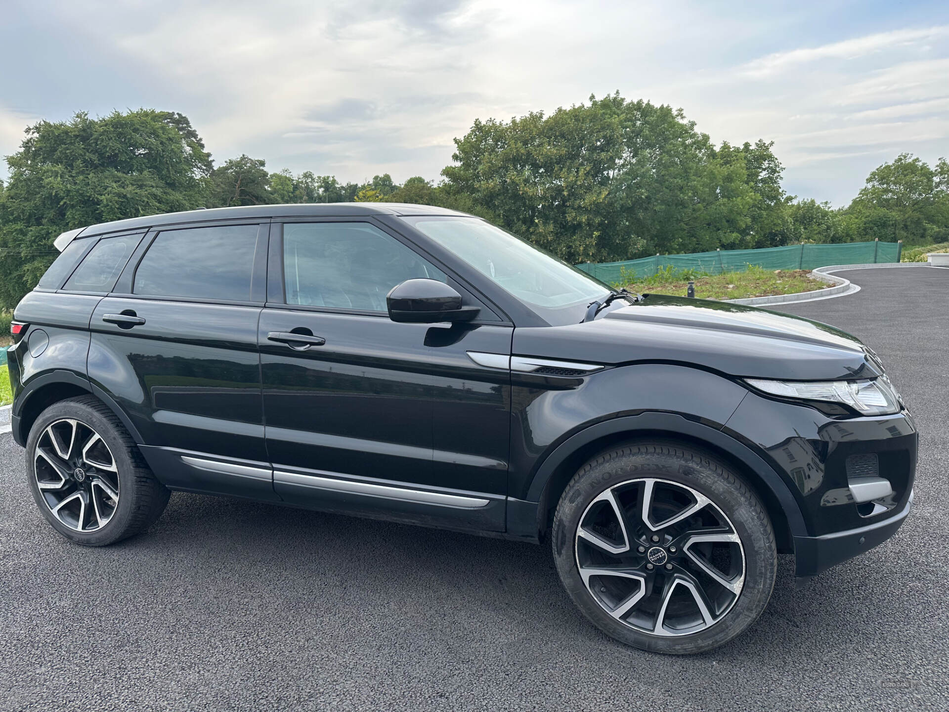 Mar 2015 Land Rover Range Rover Evoque 2.2 SD4 Pure 5dr [Tech Pack]