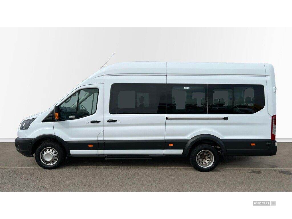 Sep 2017 Ford Transit Minibus 2.2 TDCi 125ps H3 17 Seater
