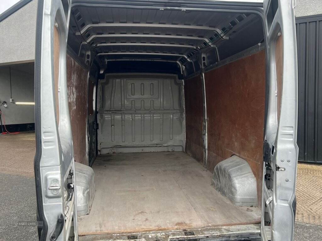 Oct 2018 Citroen Relay 2.0 BlueHDi H2 Van 130ps Enterprise