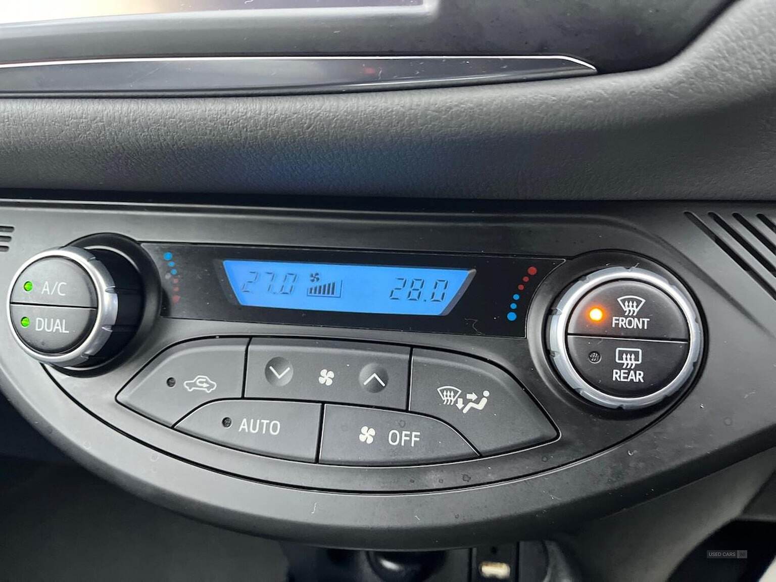 Apr 2019 Toyota Yaris 1.5 Hybrid Icon Tech 5Dr Cvt