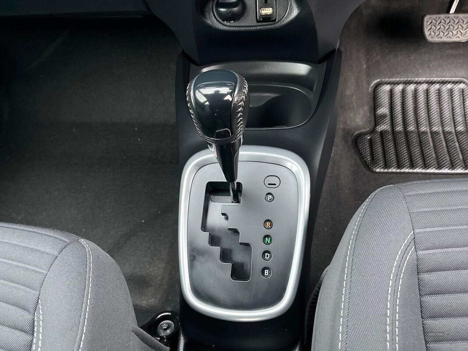 Apr 2019 Toyota Yaris 1.5 Hybrid Icon Tech 5Dr Cvt