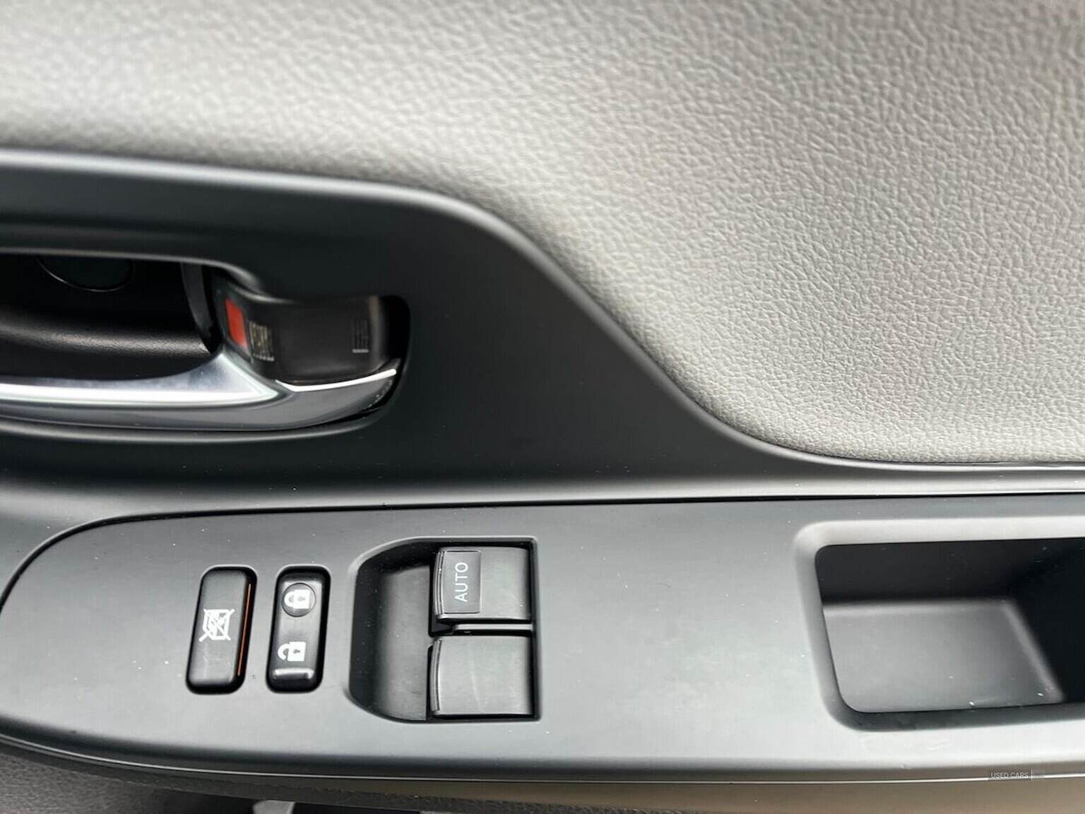 Apr 2019 Toyota Yaris 1.5 Hybrid Icon Tech 5Dr Cvt
