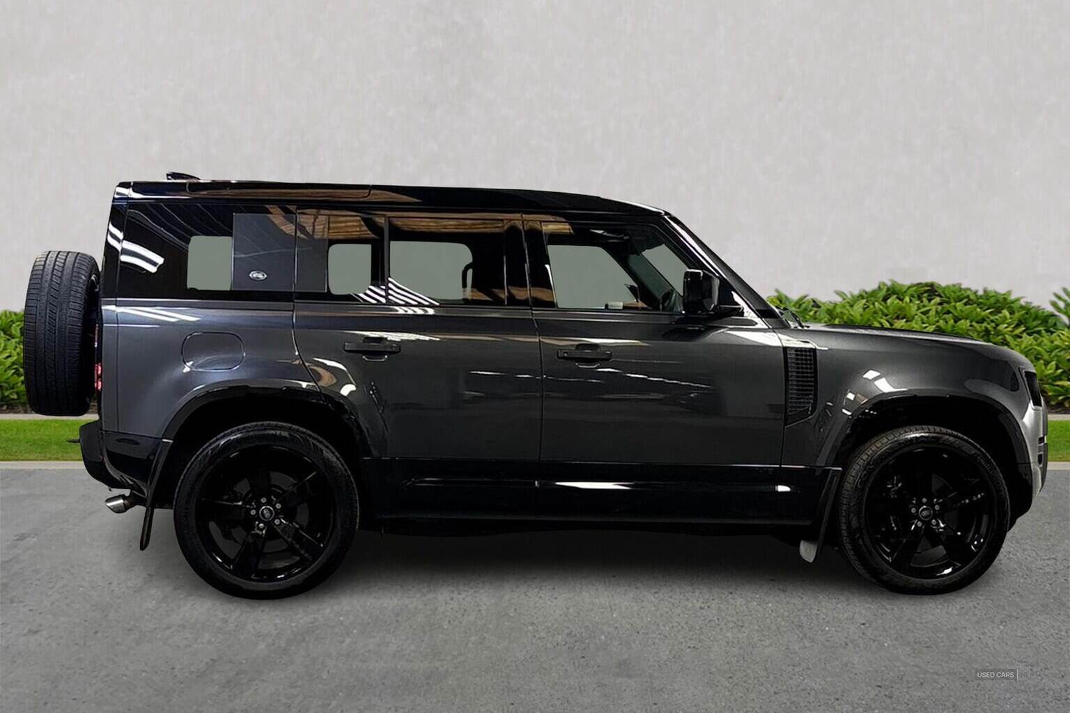 Jul 2022 Land Rover Defender 5.0 P525 V8 110 5Dr Auto
