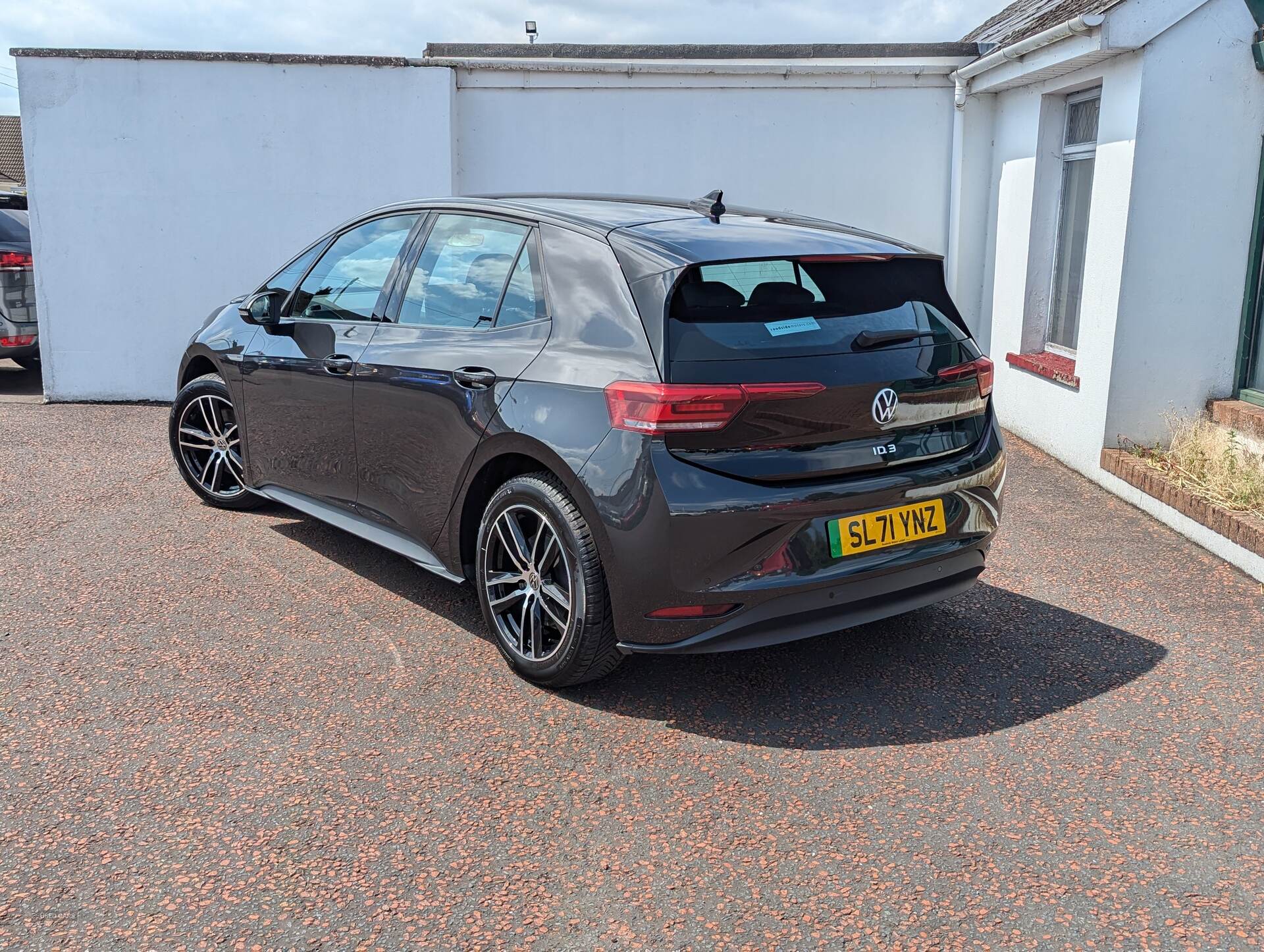 Jan 2022 Volkswagen ID.3 150kW Life Pro Performance 58kWh 5dr Auto