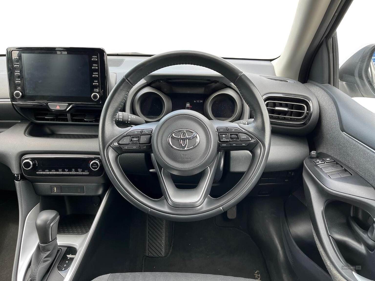 Aug 2021 Toyota Yaris 1.5 Hybrid Design 5Dr Cvt