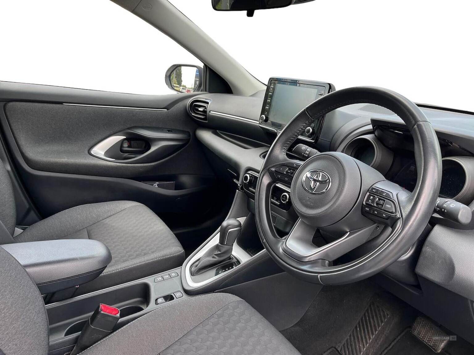 Aug 2021 Toyota Yaris 1.5 Hybrid Design 5Dr Cvt