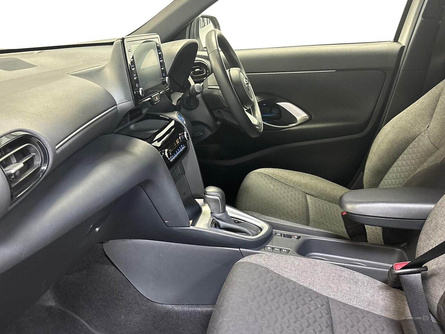 Sep 2022 Toyota Yaris Cross 1.5 Hybrid Design 5Dr Cvt