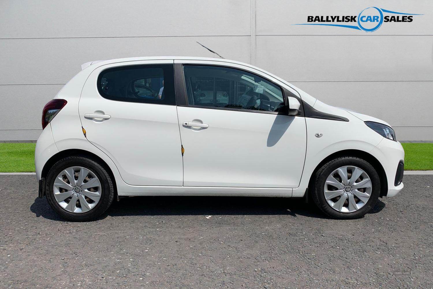 2016 Peugeot 108 1.0 Active Hatchback 5dr in White with only 25K