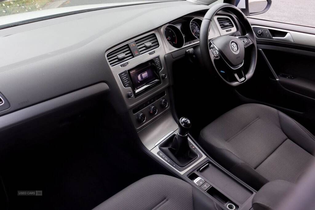 Mar 2015 Volkswagen Golf 1.6 TDI 105 Match 5dr