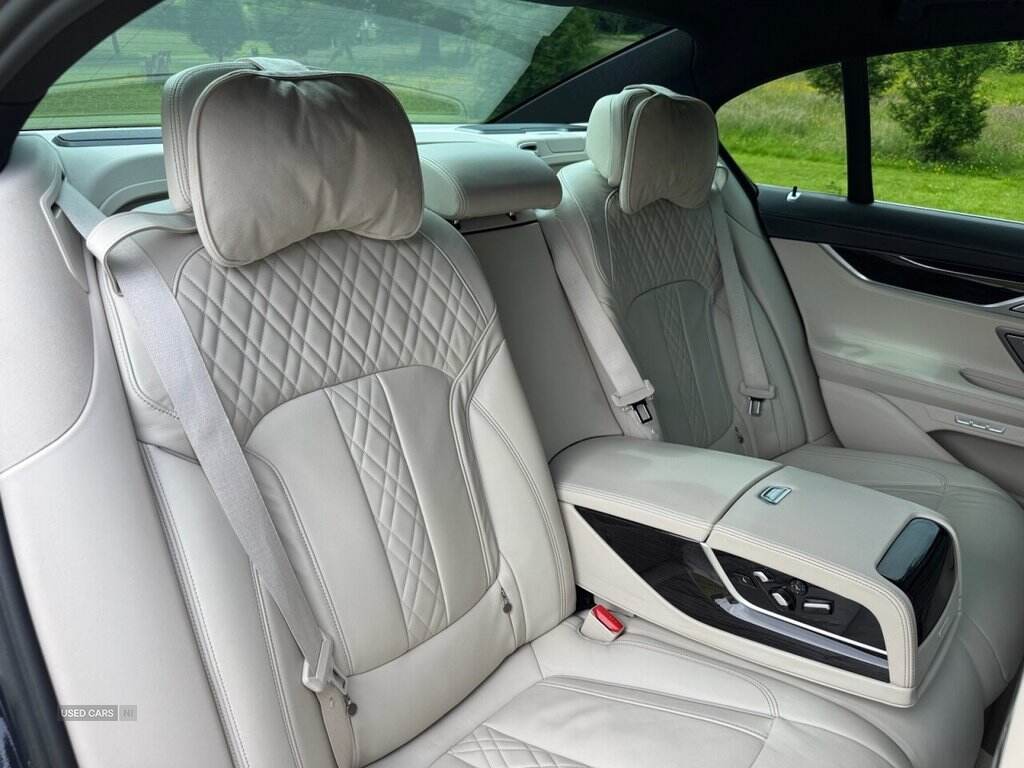 Sep 2016 BMW 7 Series 730d M Sport 4dr Auto