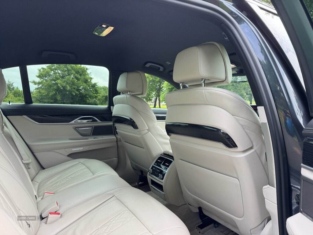 Sep 2016 BMW 7 Series 730d M Sport 4dr Auto