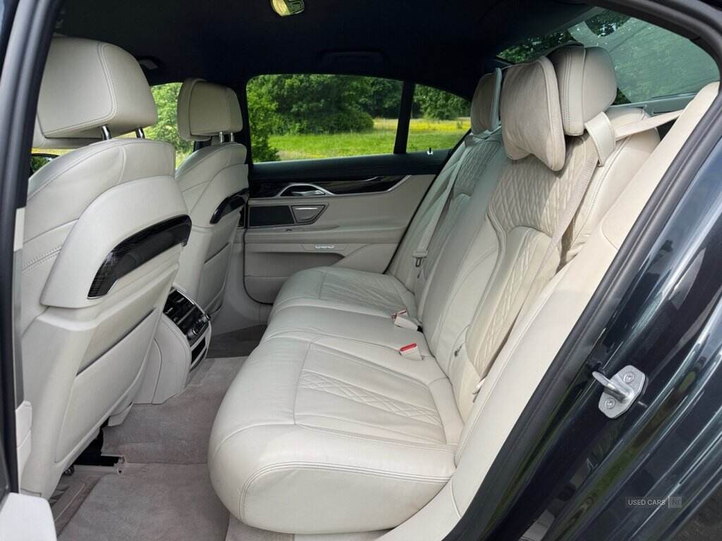 Sep 2016 BMW 7 Series 730d M Sport 4dr Auto