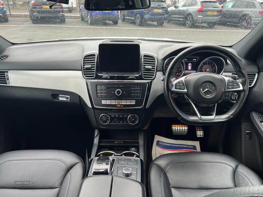 Apr 2018 Mercedes-Benz GLE GLE 250d 4Matic AMG Night Edition 5dr 9G-Tronic