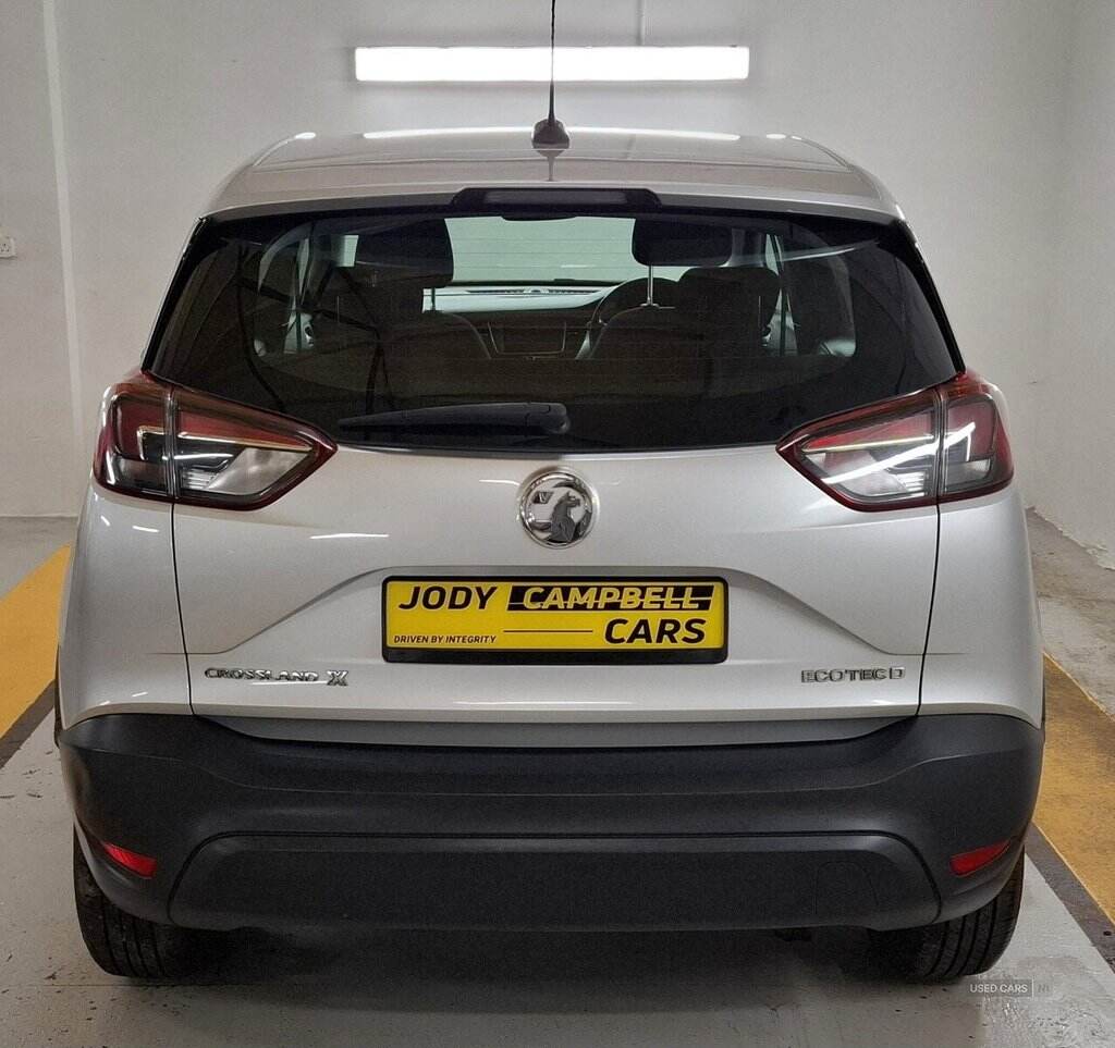 Jan 2018 Vauxhall Crossland X 1.6 Turbo D ecoTec SE 5dr [Start Stop]