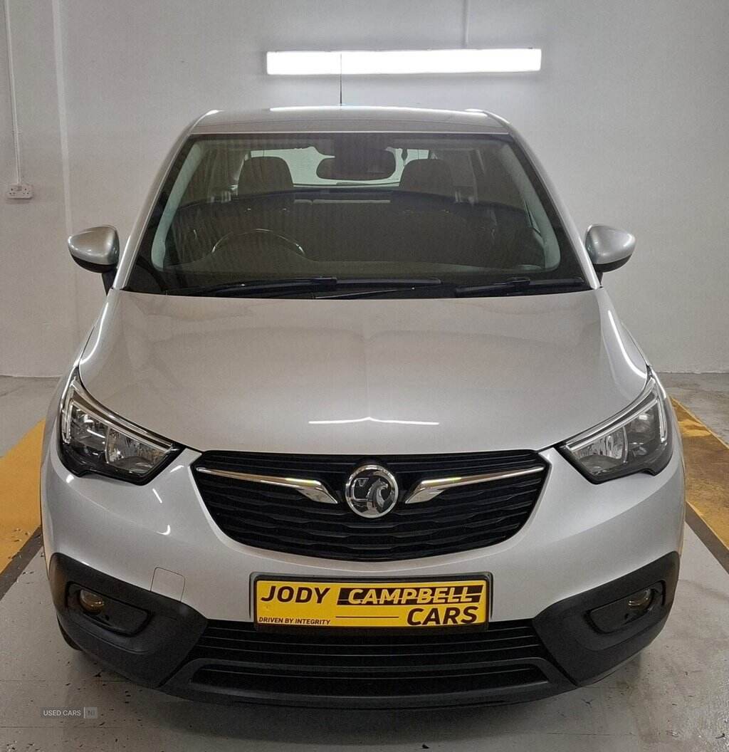 Jan 2018 Vauxhall Crossland X 1.6 Turbo D ecoTec SE 5dr [Start Stop]
