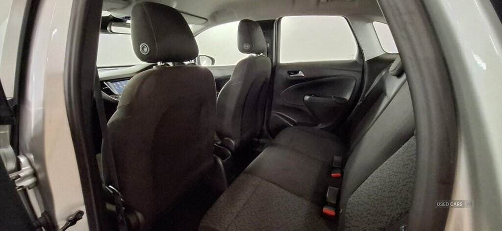 Jan 2018 Vauxhall Crossland X 1.6 Turbo D ecoTec SE 5dr [Start Stop]