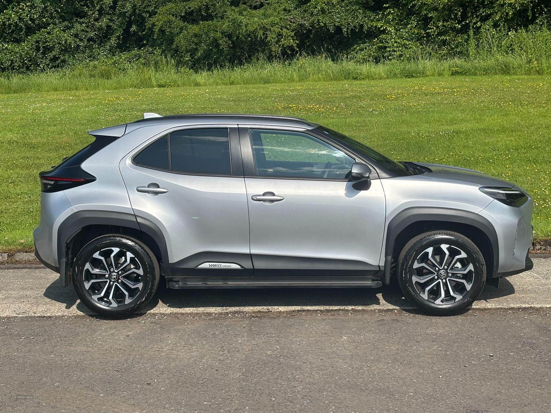 Apr 2025 Toyota Yaris Cross 1.5 Hybrid Design 5dr CVT
