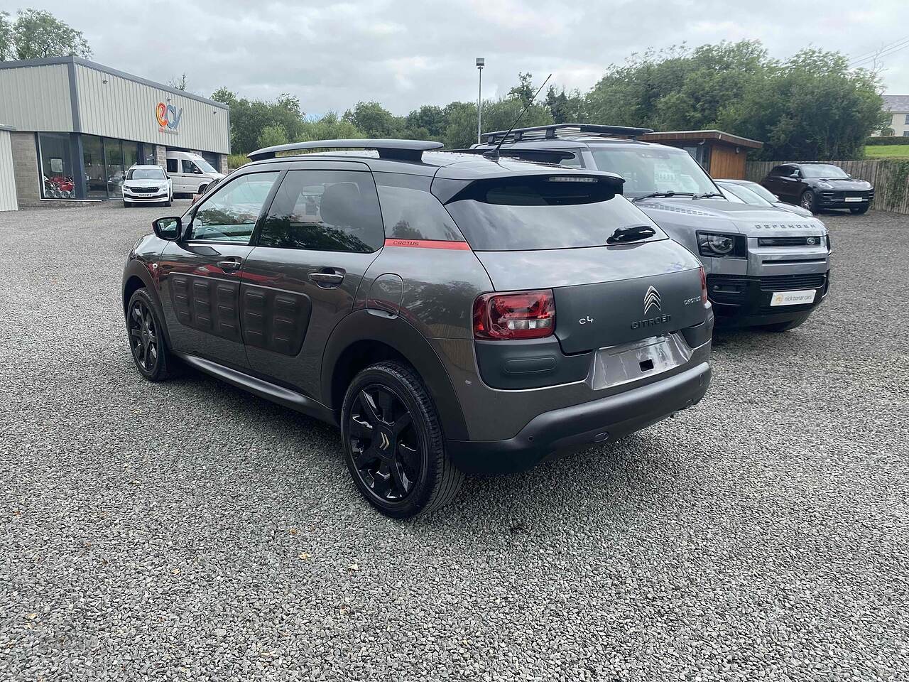 Oct 2017 Citroen C4 Cactus 1.2 PureTech [82] Flair 5dr
