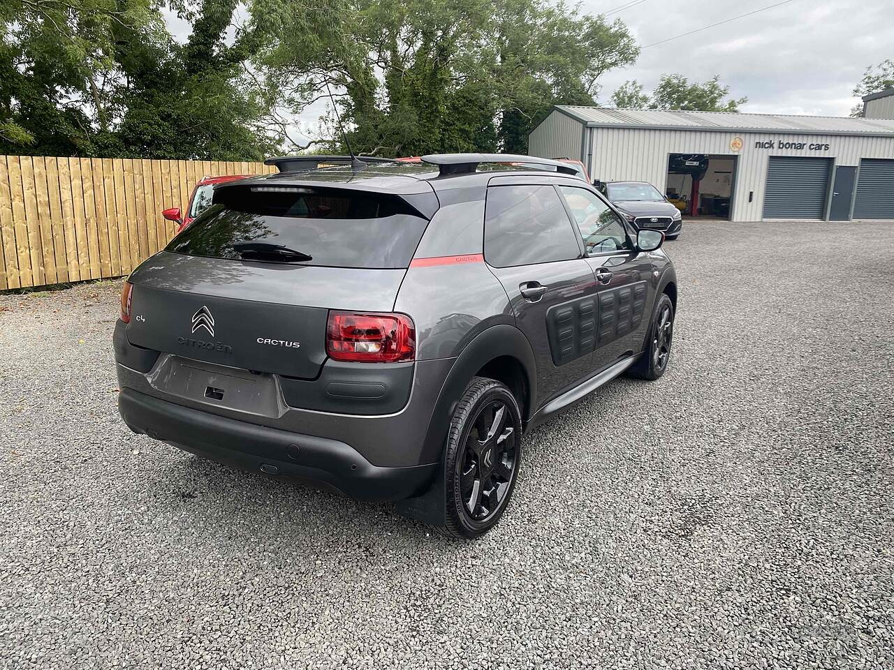 Oct 2017 Citroen C4 Cactus 1.2 PureTech [82] Flair 5dr
