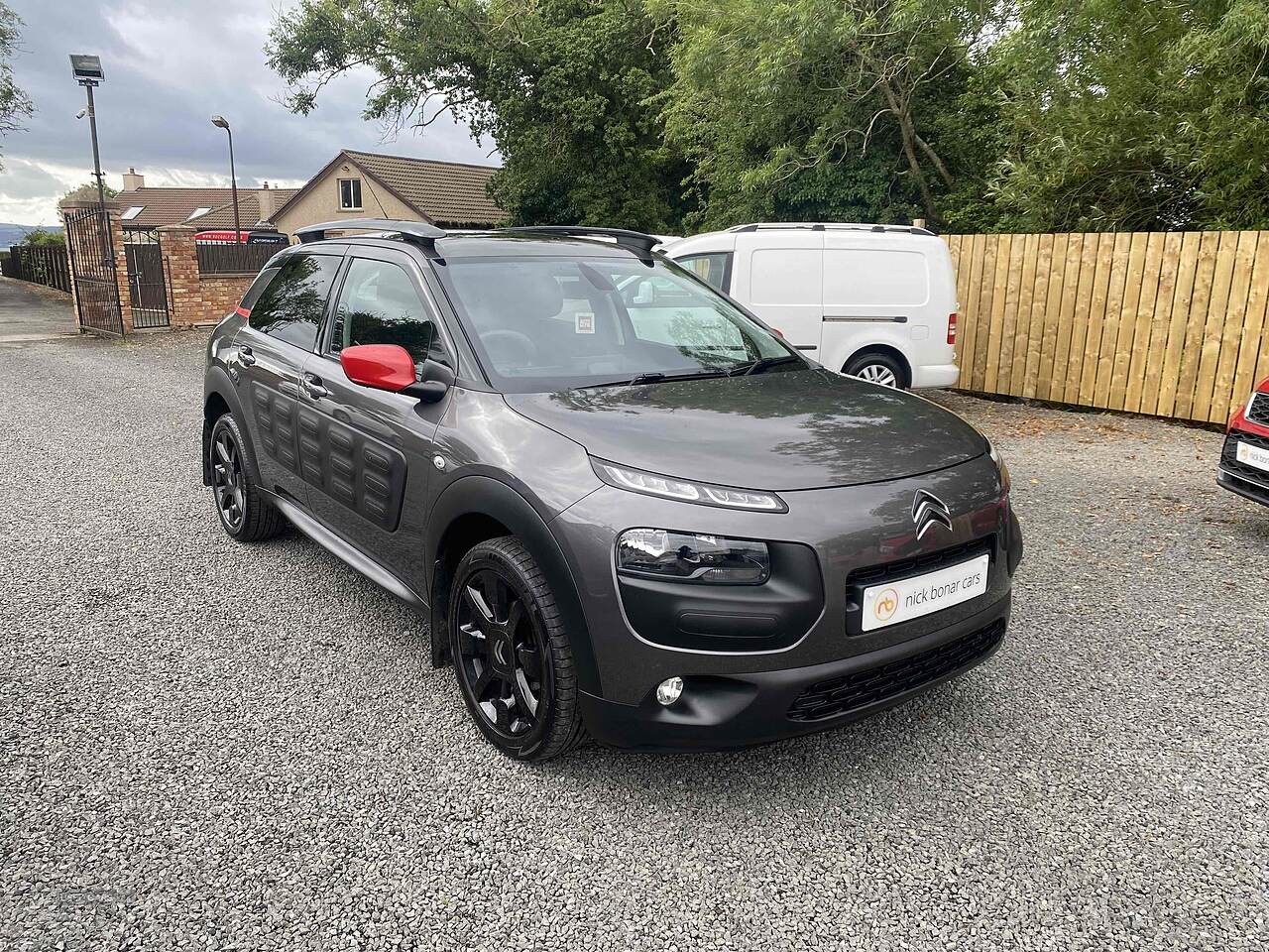 Oct 2017 Citroen C4 Cactus 1.2 PureTech [82] Flair 5dr