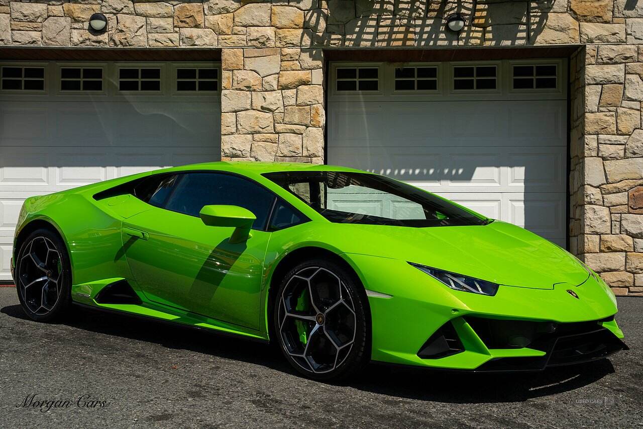 Apr 2022 Lamborghini Huracan 5.2 V10 640 2dr Auto AWD