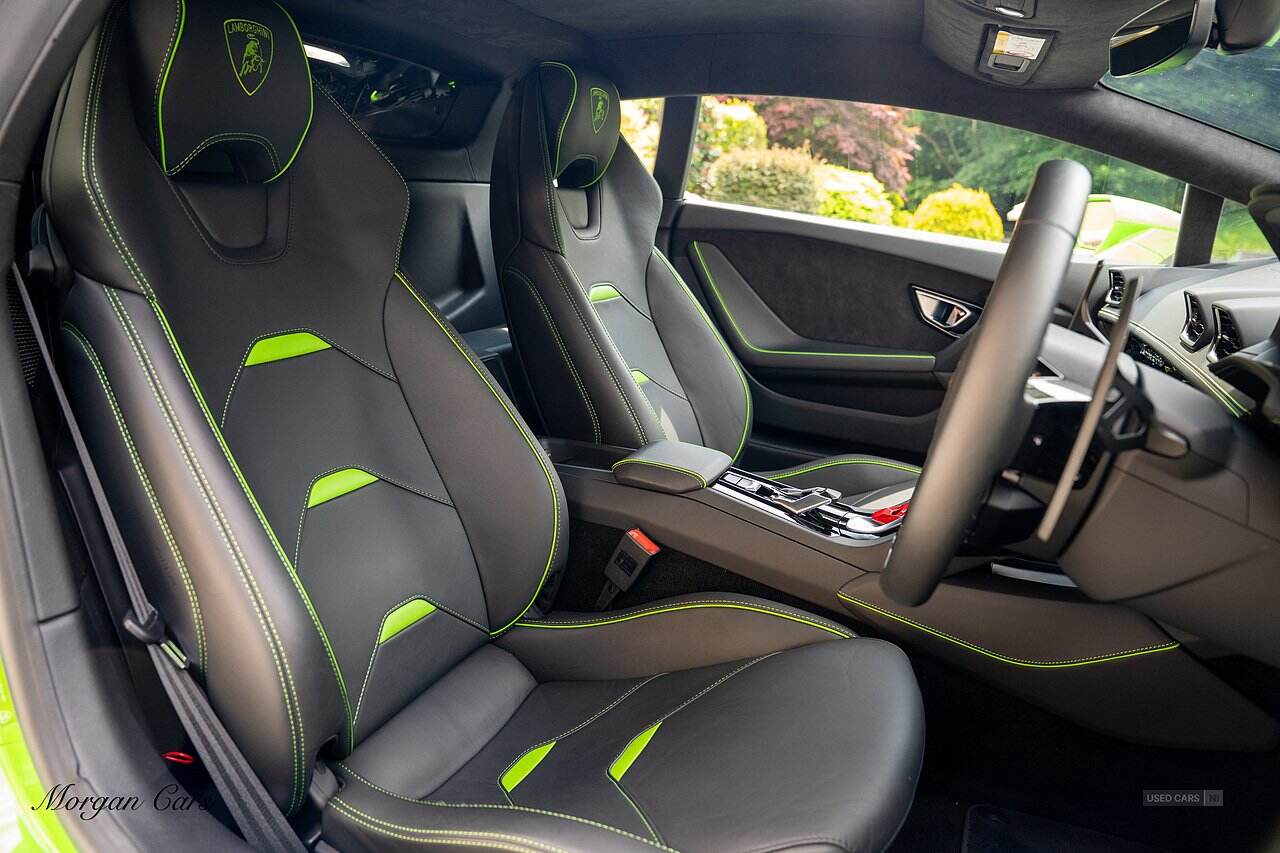 Apr 2022 Lamborghini Huracan 5.2 V10 640 2dr Auto AWD