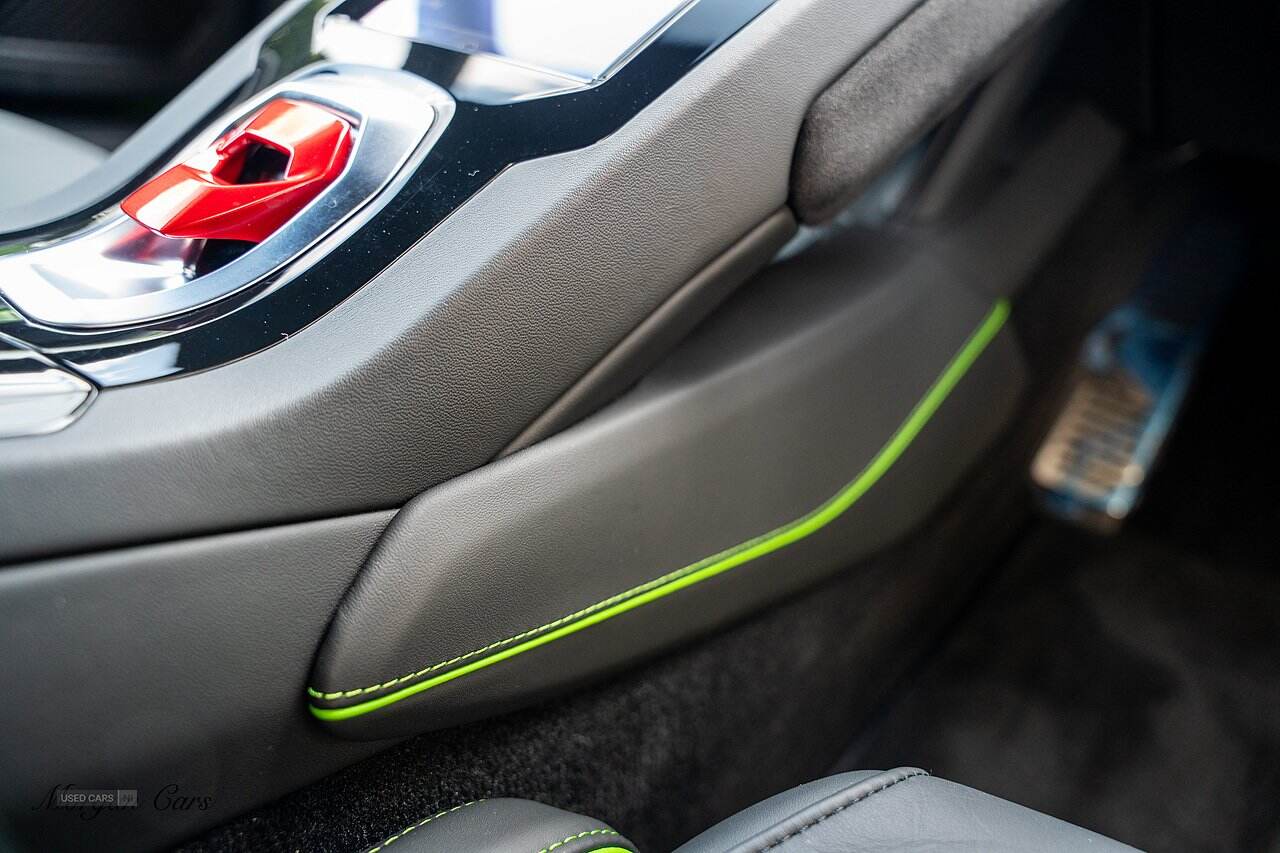 Apr 2022 Lamborghini Huracan 5.2 V10 640 2dr Auto AWD