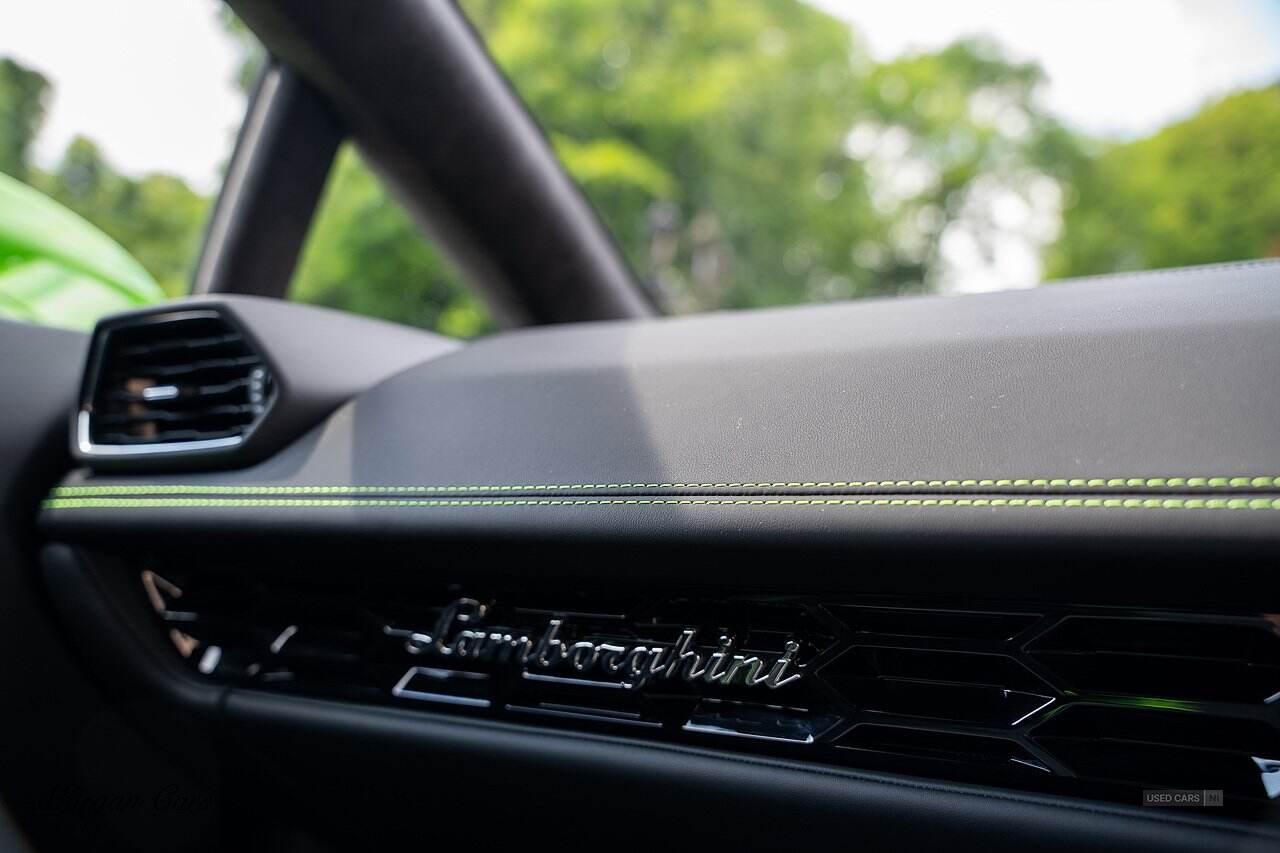 Apr 2022 Lamborghini Huracan 5.2 V10 640 2dr Auto AWD