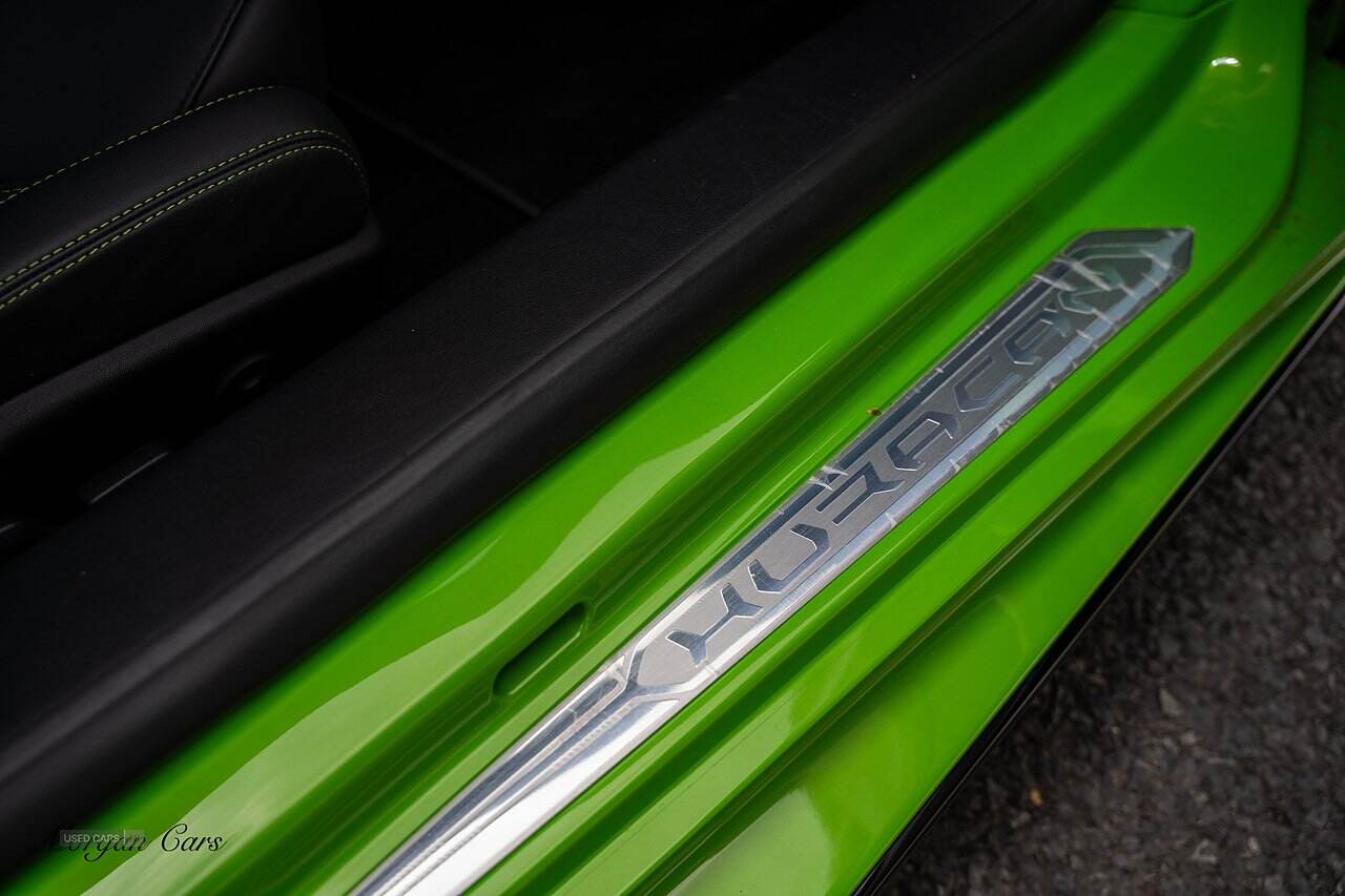 Apr 2022 Lamborghini Huracan 5.2 V10 640 2dr Auto AWD