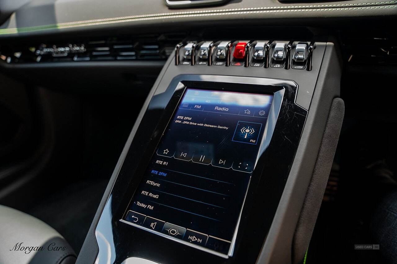 Apr 2022 Lamborghini Huracan 5.2 V10 640 2dr Auto AWD