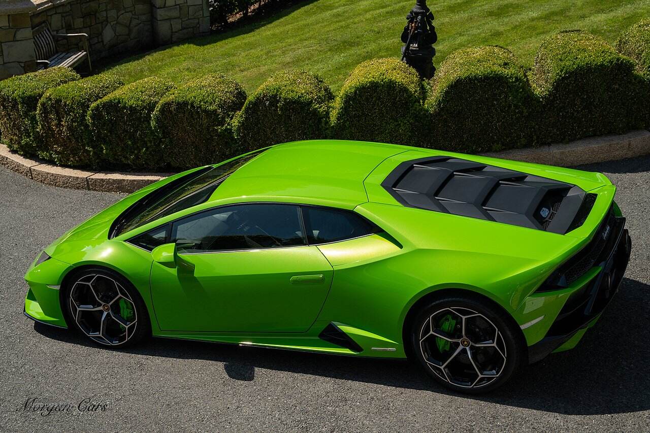 Apr 2022 Lamborghini Huracan 5.2 V10 640 2dr Auto AWD