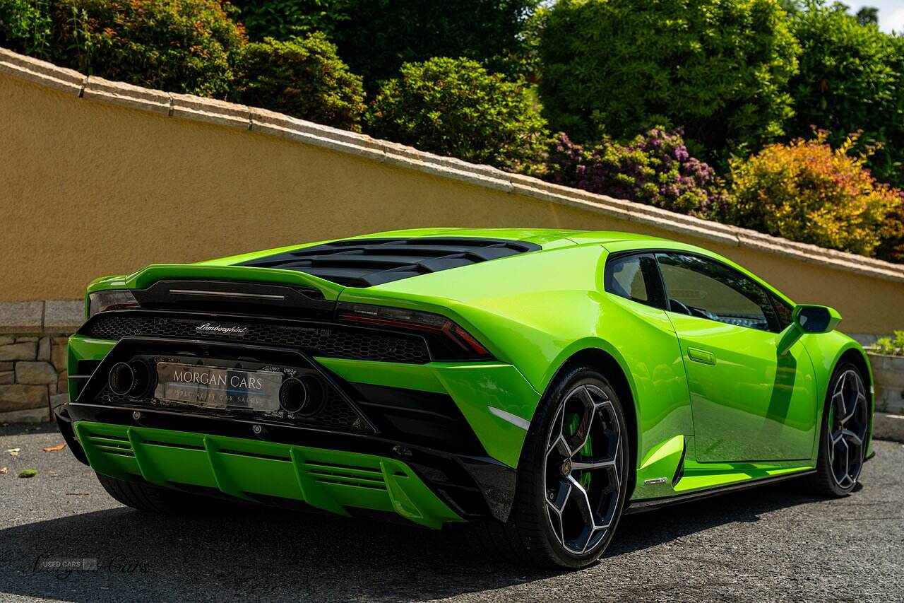 Apr 2022 Lamborghini Huracan 5.2 V10 640 2dr Auto AWD
