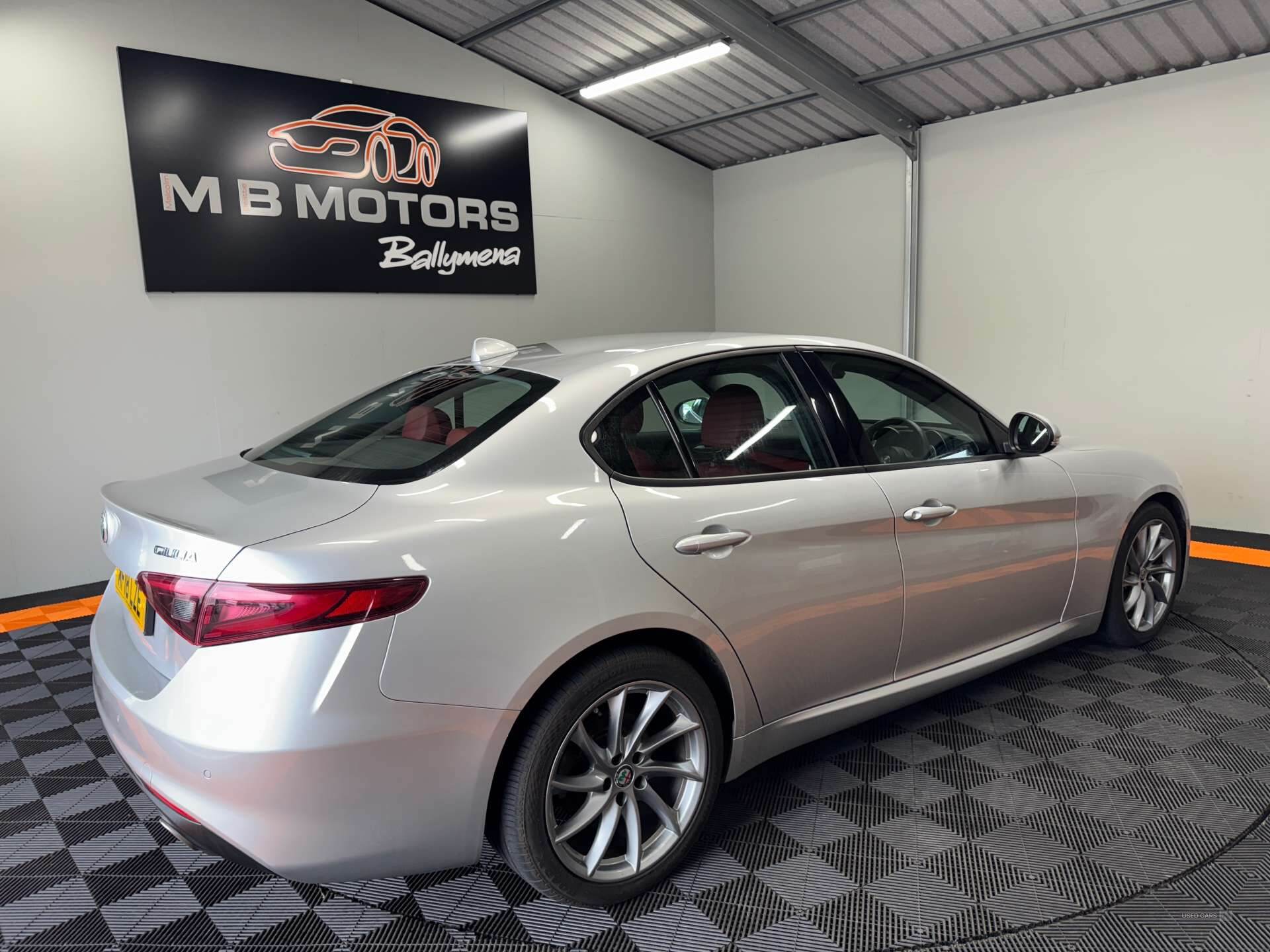 Mar 2018 Alfa Romeo Giulia 2.2 JTDM-2 180 Super 4dr Auto