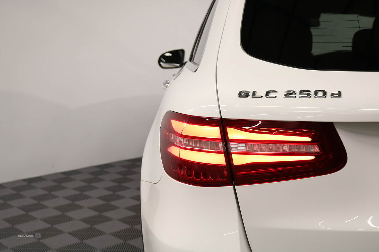 Sep 2016 Mercedes-Benz GLC-Class GLC 250d 4Matic AMG Line Prem Plus 5dr 9G-Tronic