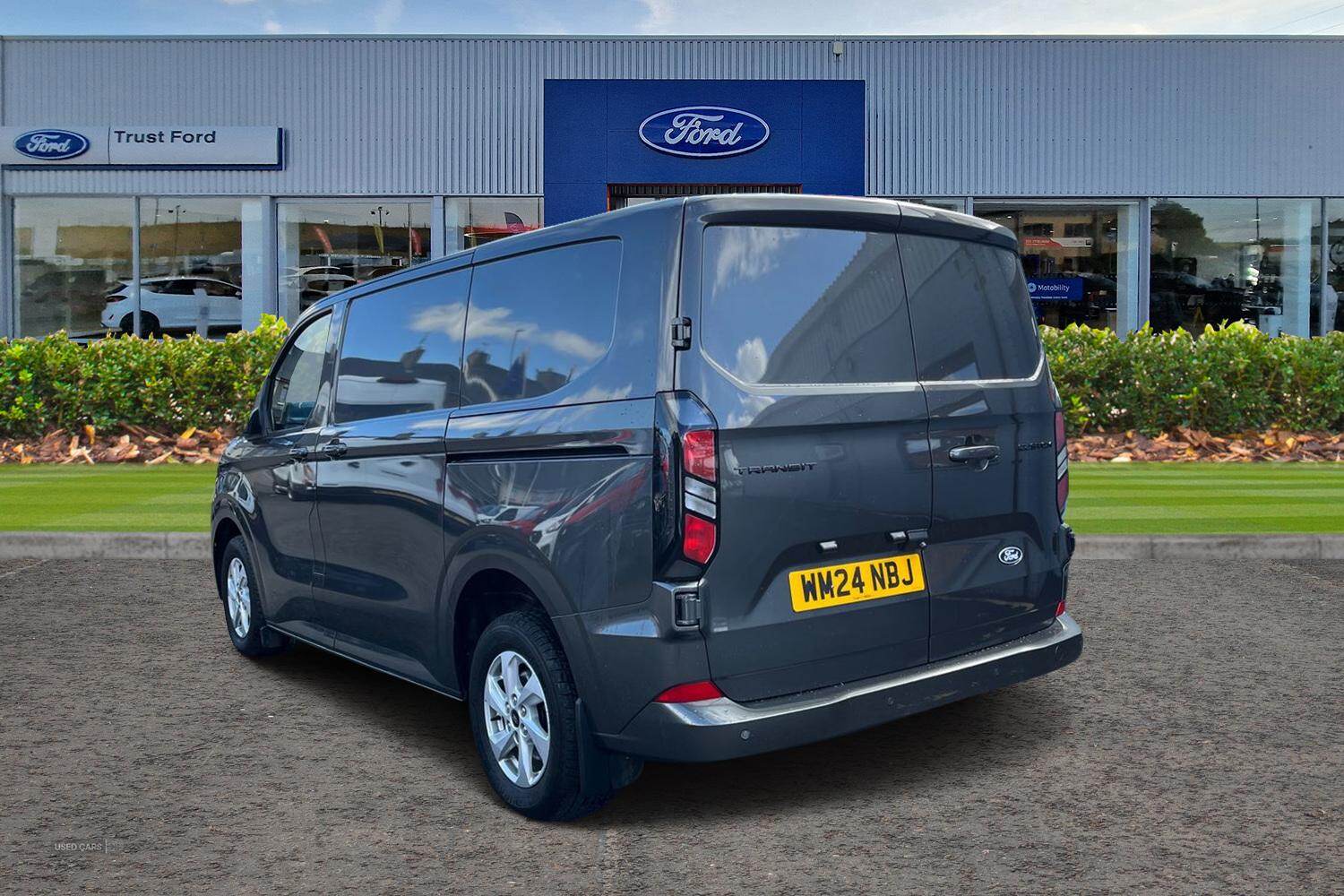 May 2024 Ford Transit Custom 2.0 EcoBlue 136ps H1 Van Limited