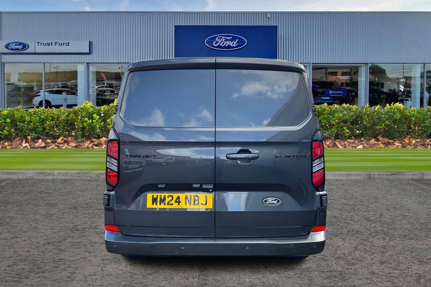 May 2024 Ford Transit Custom 2.0 EcoBlue 136ps H1 Van Limited