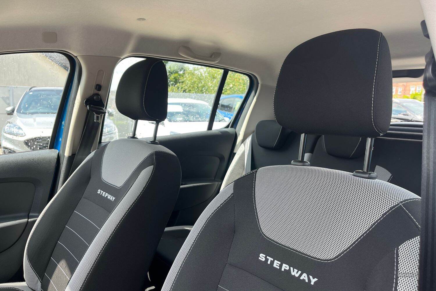 Apr 2019 Dacia Sandero Stepway 0.9 TCe Comfort 5dr