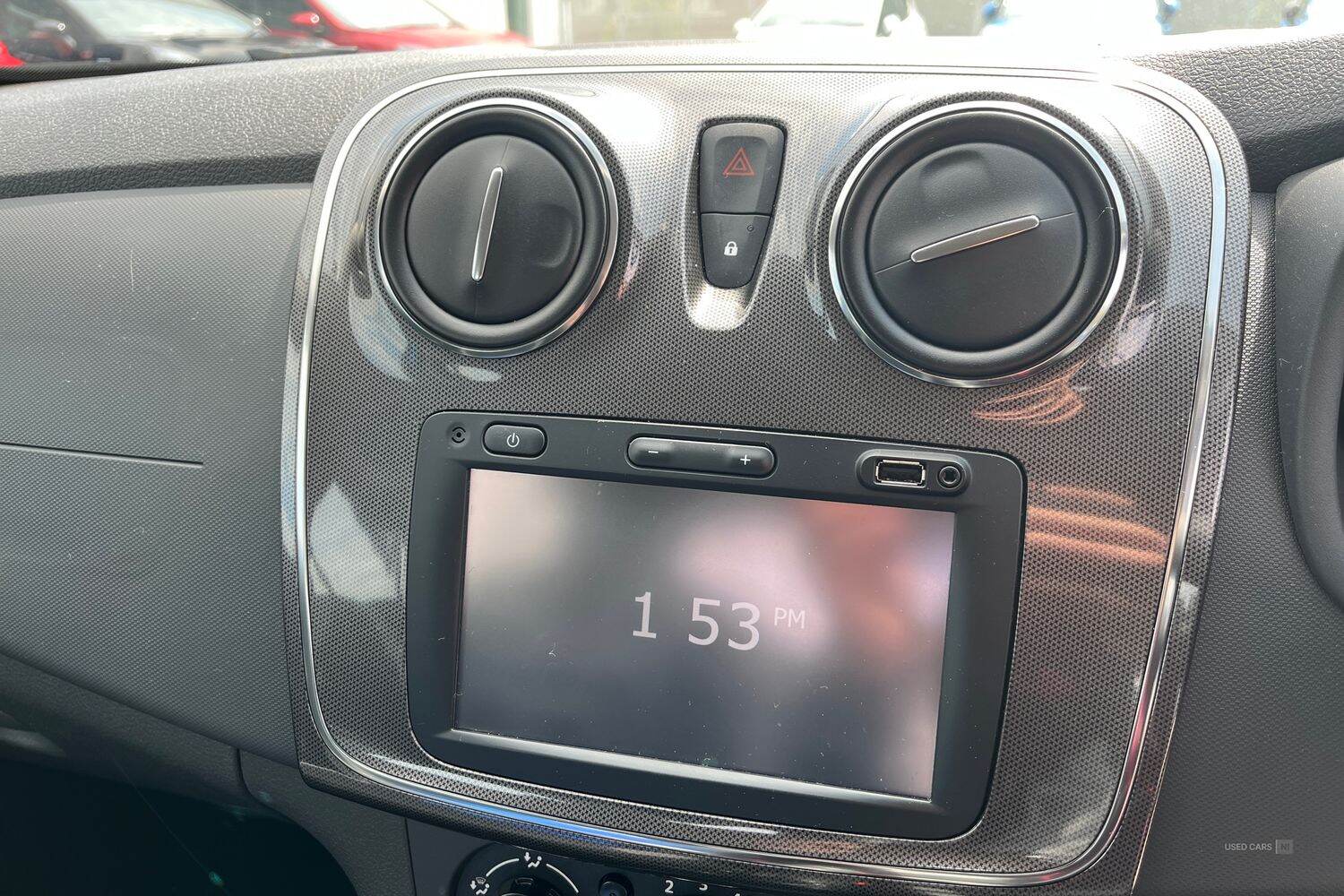 Apr 2019 Dacia Sandero Stepway 0.9 TCe Comfort 5dr