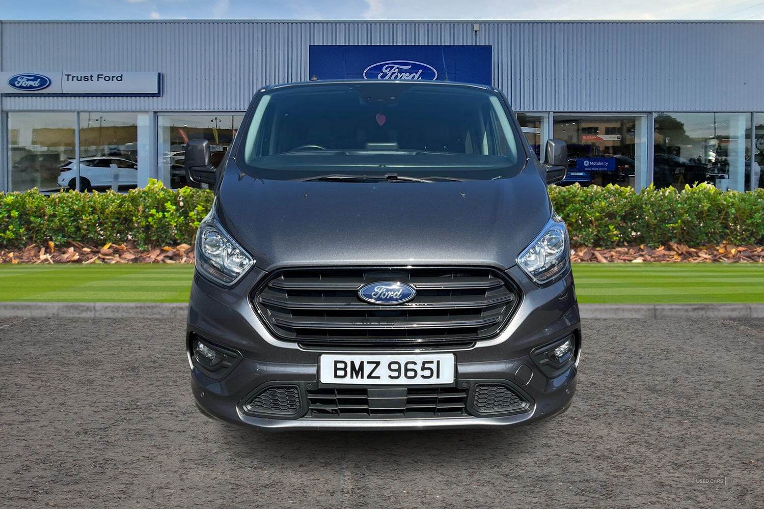 Sep 2023 Ford Transit Custom 2.0 EcoBlue 170ps Low Roof D/Cab Sport Van Auto