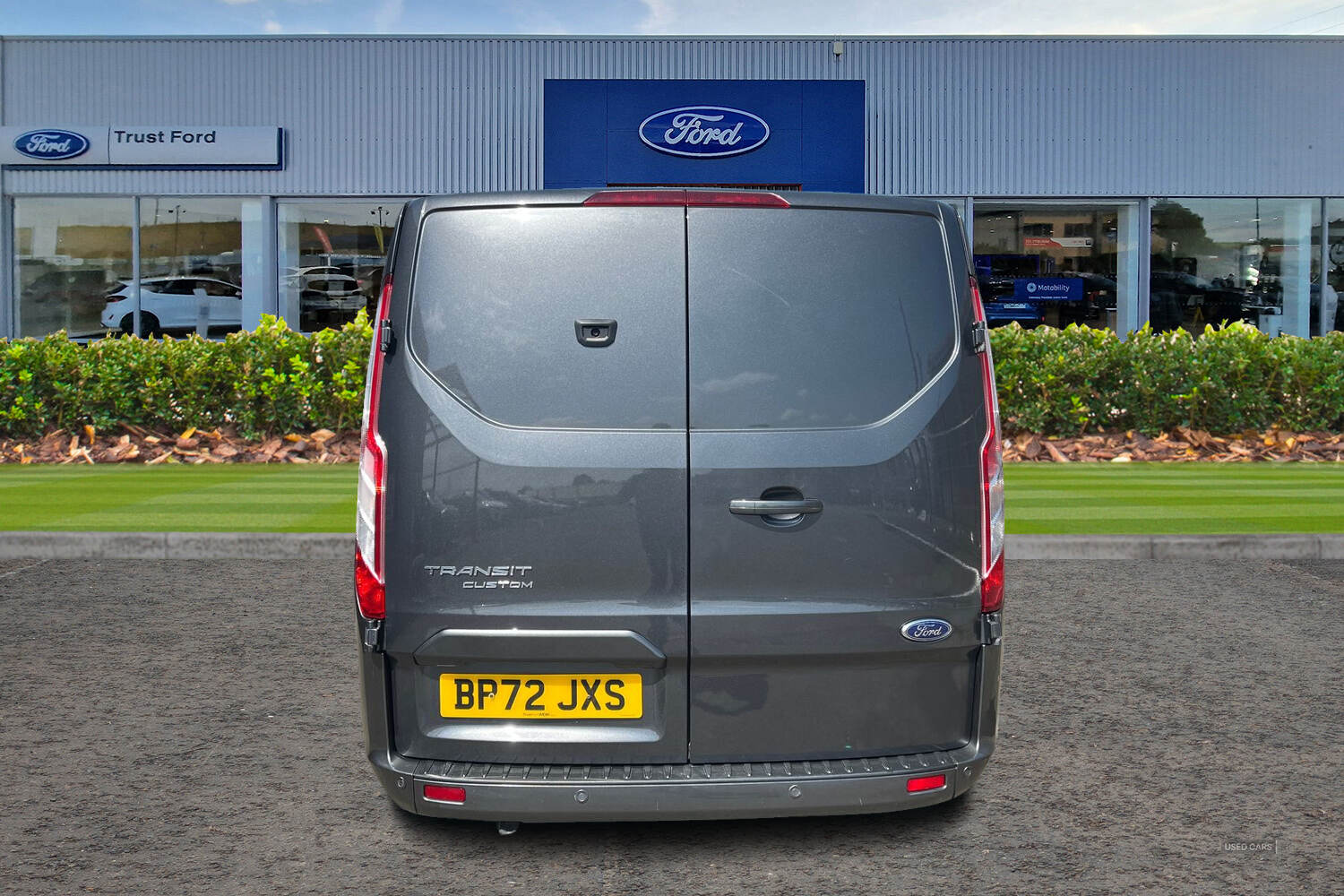 Dec 2022 Ford Transit Custom 2.0 EcoBlue 170ps Low Roof Limited Van Auto