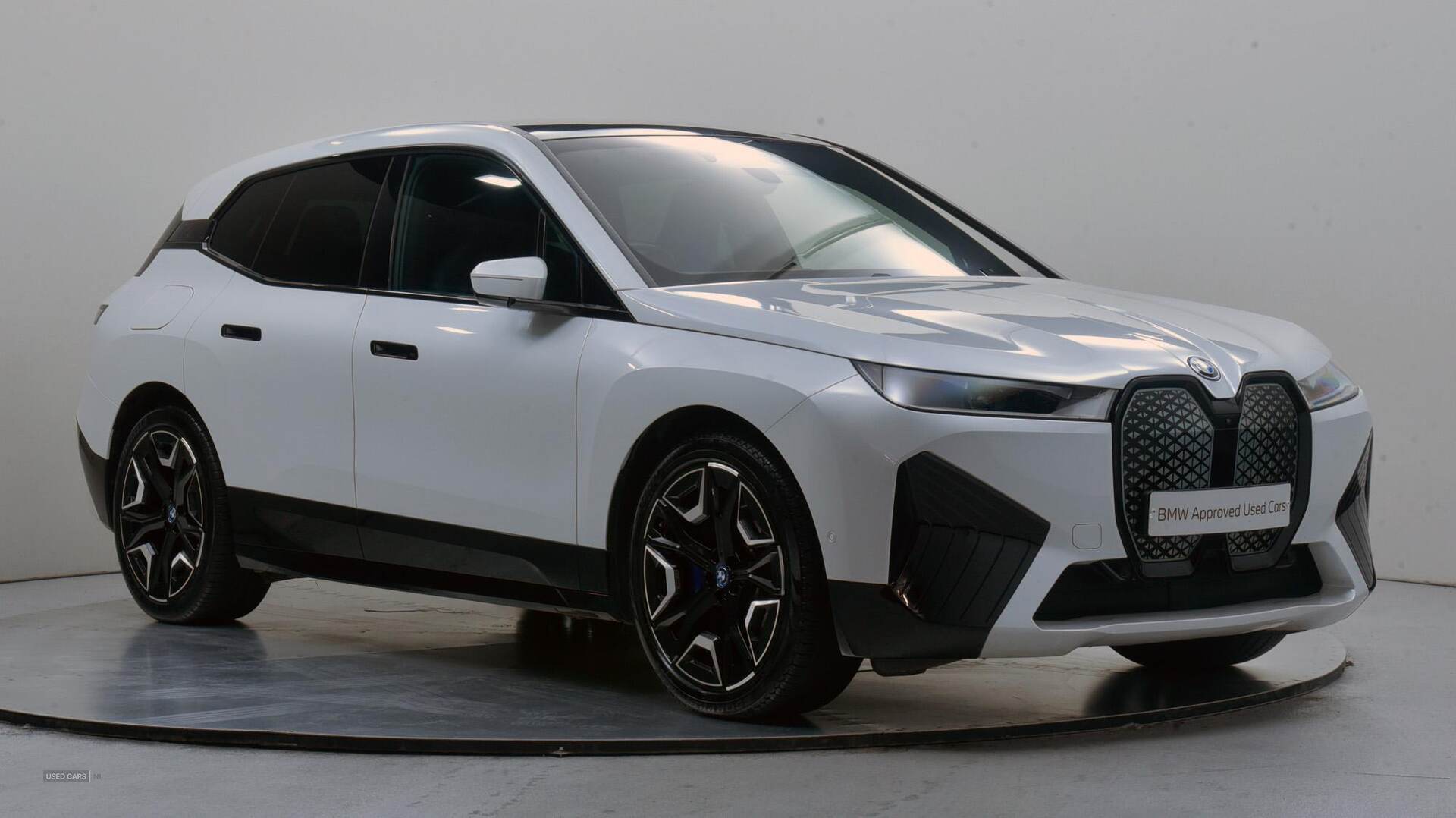 Nov 2021 BMW iX 240kW xDrive40 M Sport 76.6kWh 5dr Auto