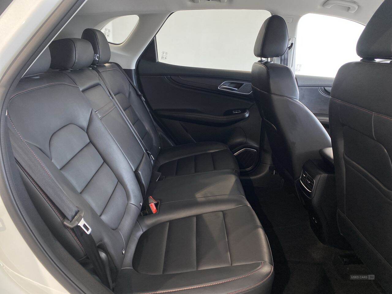 Apr 2024 MG Motor Uk HS 1.5 T-GDI 1.5 T-GDI SE 5dr