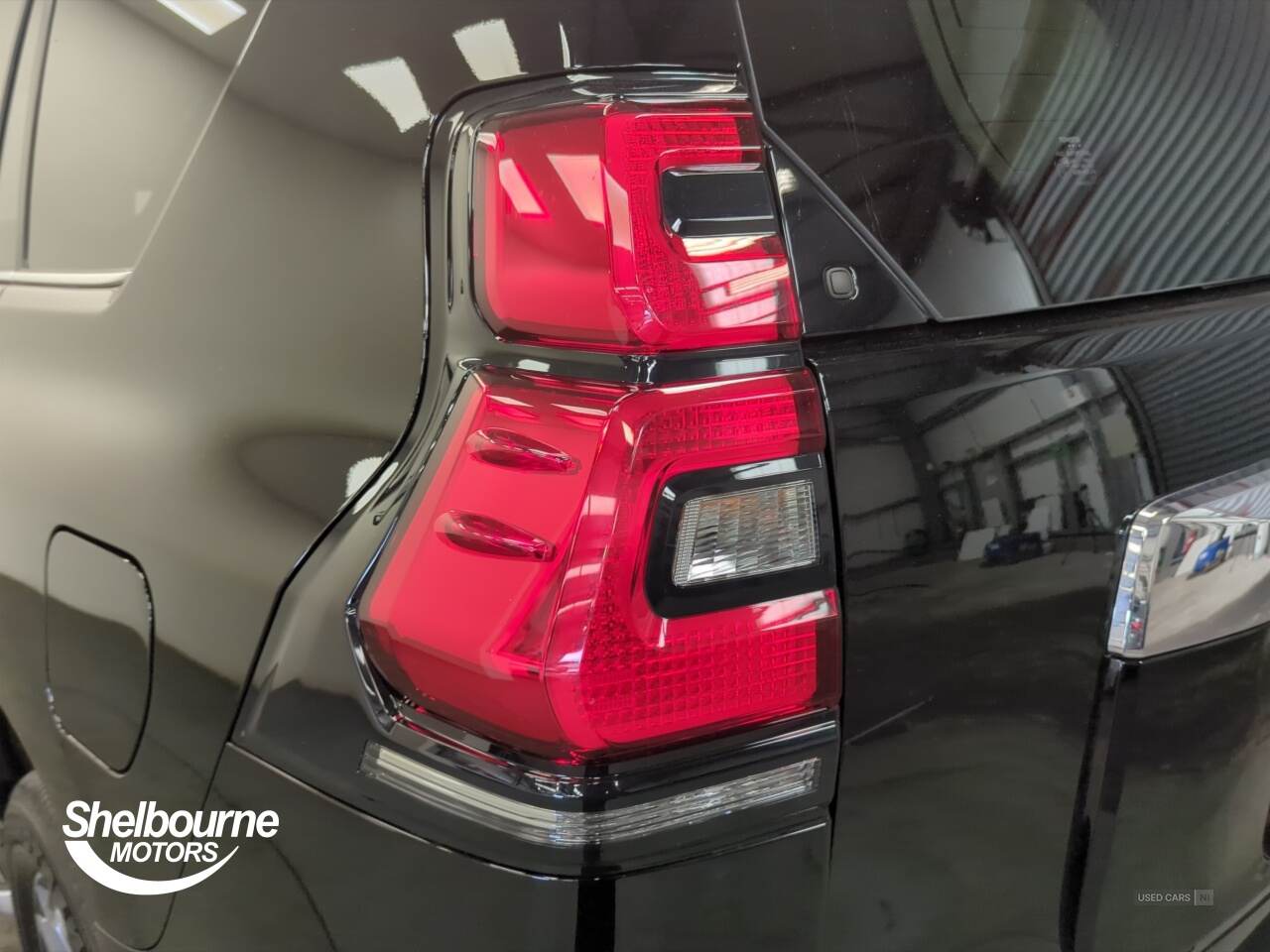 Aug 2023 Toyota Land Cruiser 2.8 D-4D 204 Invincible 5dr Auto 7 Seats [Sunroof]
