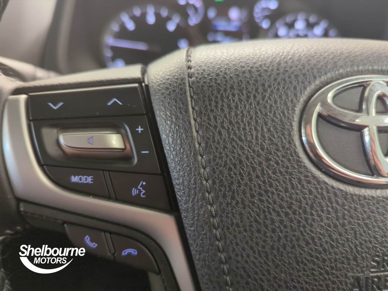 Aug 2023 Toyota Land Cruiser 2.8 D-4D 204 Invincible 5dr Auto 7 Seats [Sunroof]